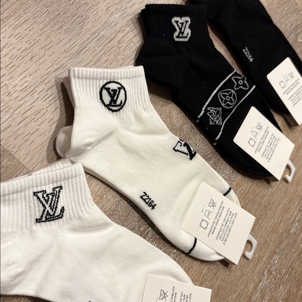 Lv GWP bundle 4 pack - Picture 3 of 3